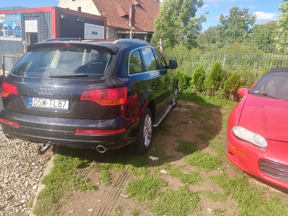 Sprzedam Audi Q7