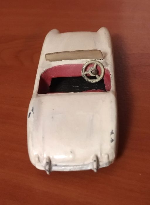 Miniatura antiga - Austin Healey - Dinky Toys Meccano