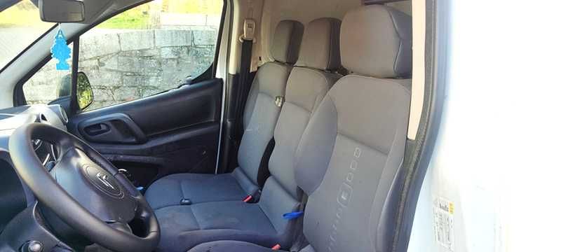 Citroen Berlingo 1.6 HDI 3 Lugares Grades - 2015
