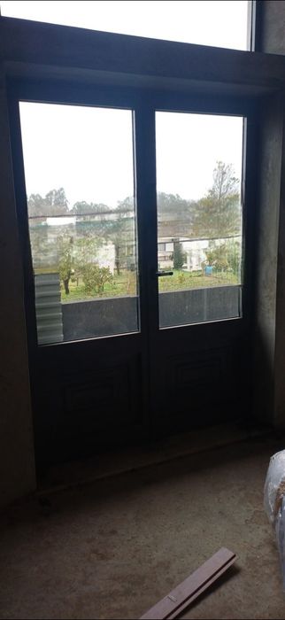 Porta Aluminio Vidro+Painel