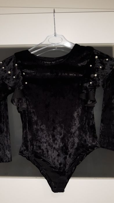 Body welurowe rozm 104/110