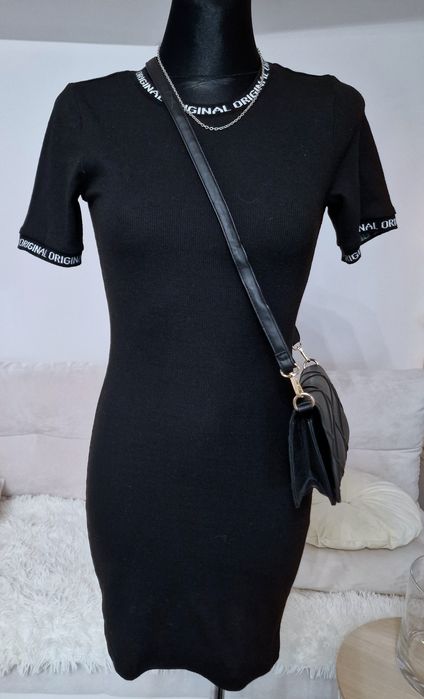 Sukienka czarna, prązki ' H& M".