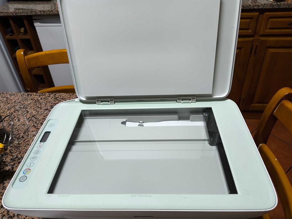 Impressora HP Deskjet 2722e