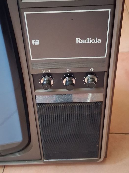 Tv vintage  Radiola