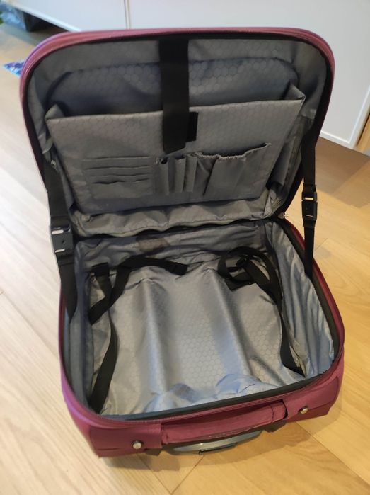 Walizka kabinowa Samsonite w pięknym kolorze