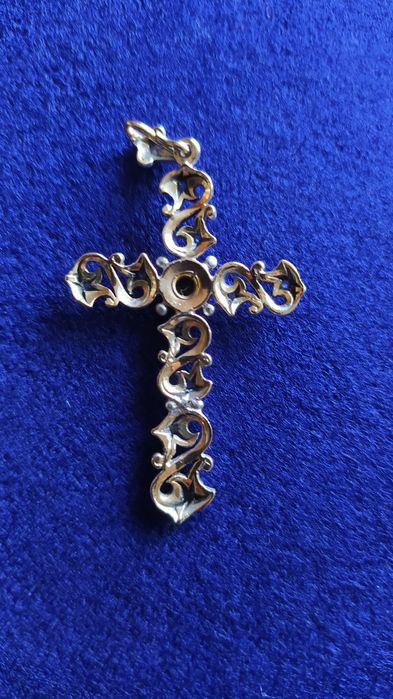 Peças de prata com ouro