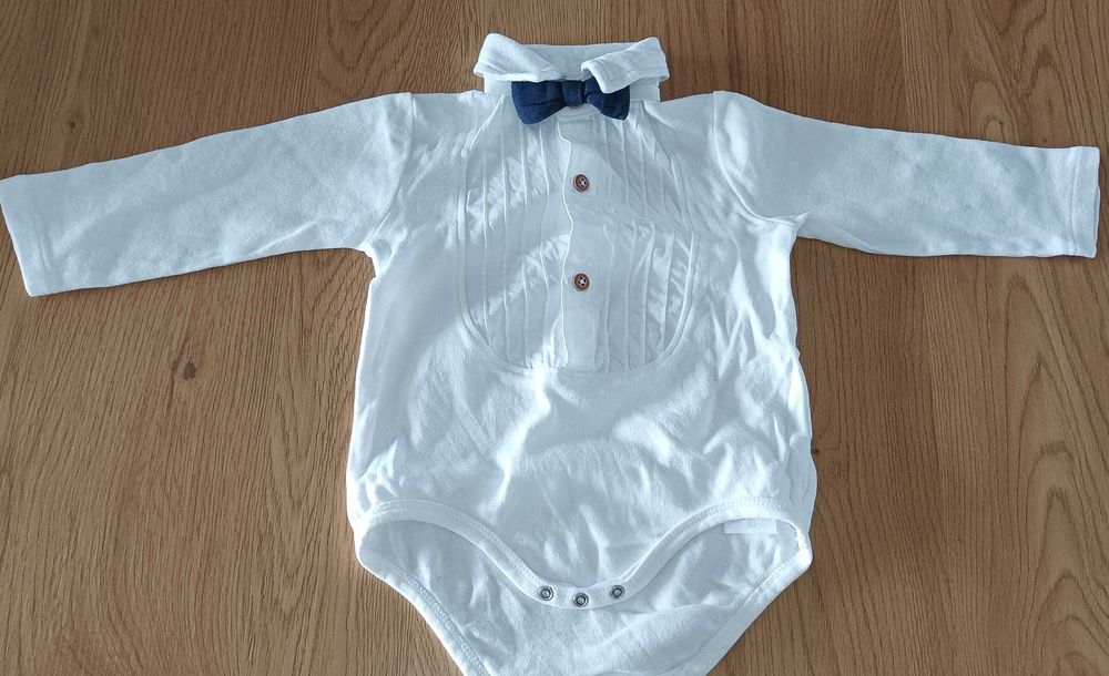 Body białe + mucha Reserved rozmiar 80