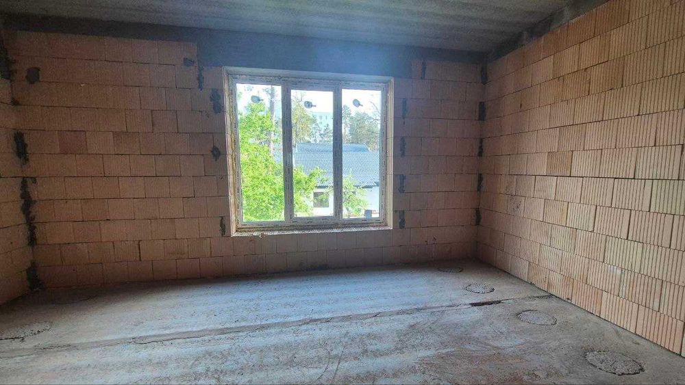 Просторий таунхаус 135 м² біля парку «Дубки»