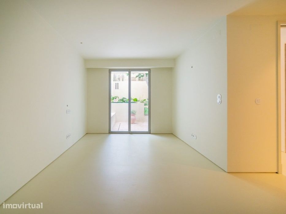 Apartamento T4 na Rua do Telhal