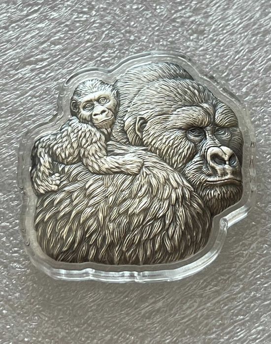 Горилла  -  серебряная монета