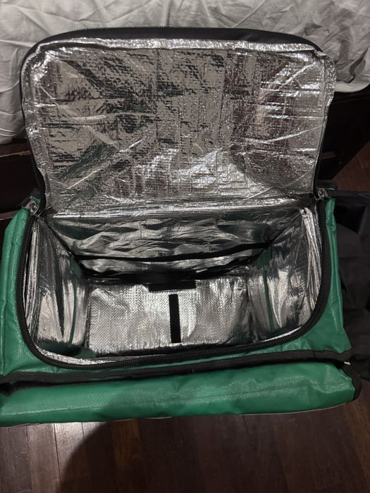 Mochila Bolt mais capa de chuva da melhor