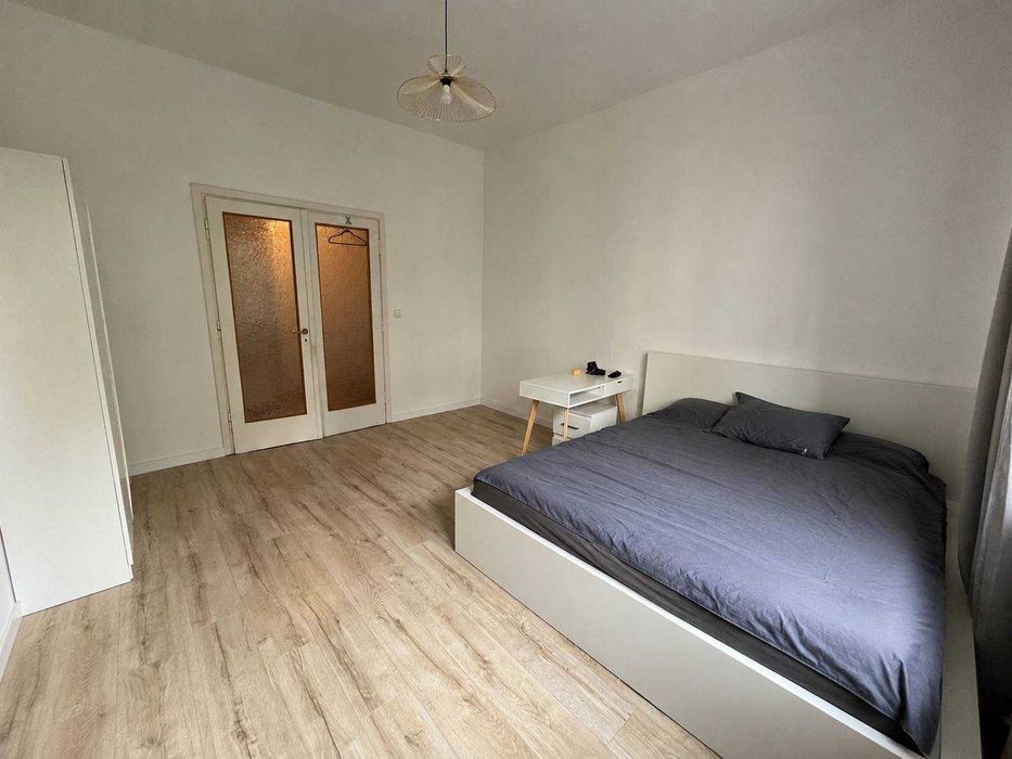 68 m² przy metrze Rondo ONZ, osobna kuchnia, bez prowizji
