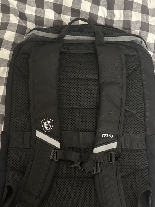 Mochila msi como nova