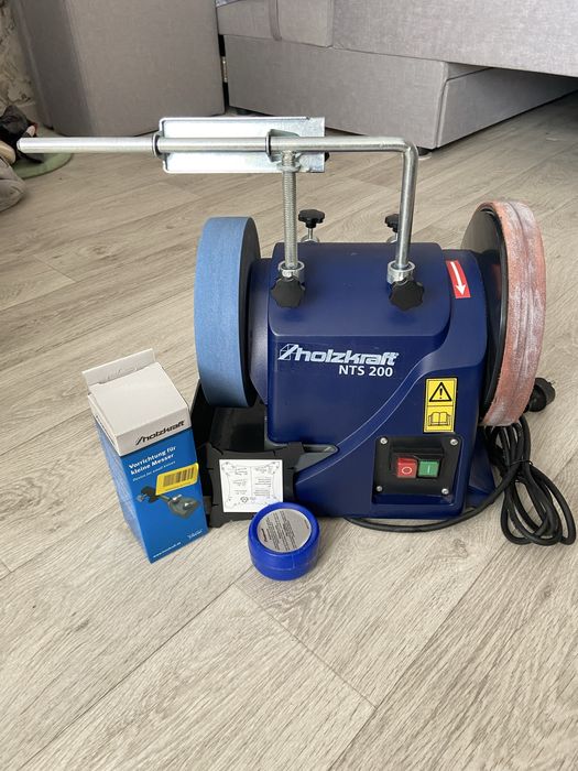 Універсальний заточной станок Holzkraft NTS 200