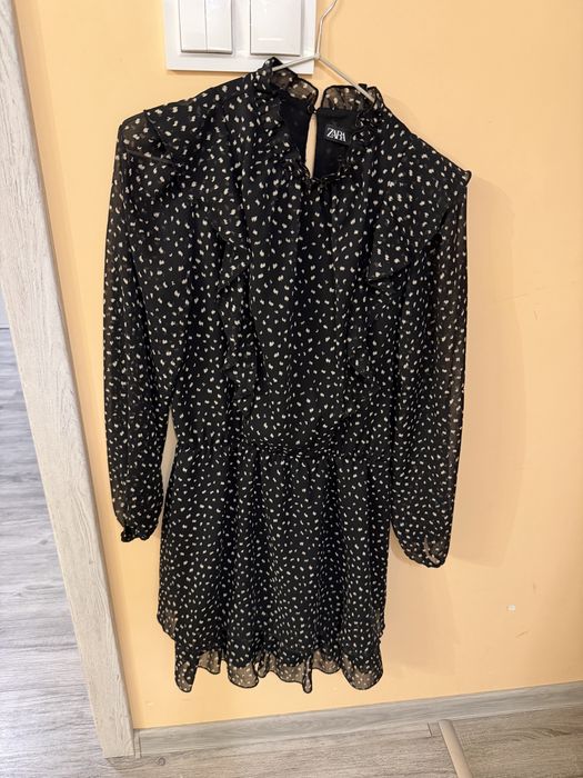 Sukienka Zara czarna