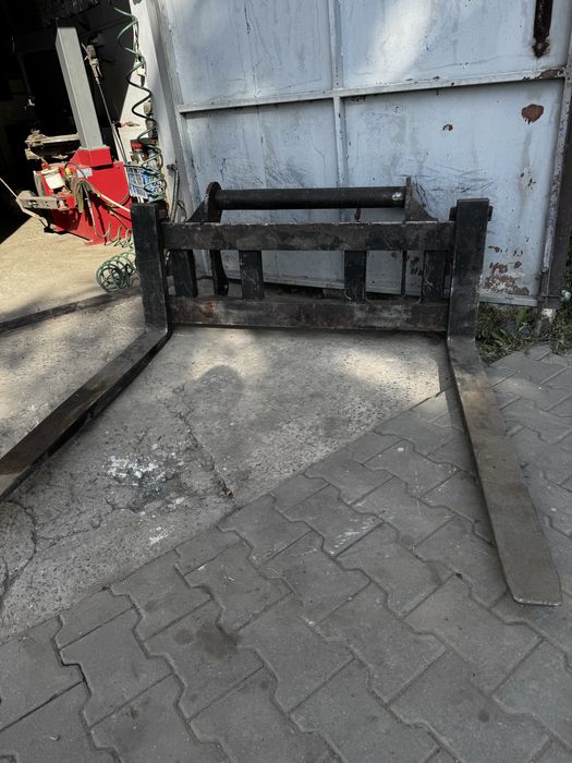 Вила з рамкою до Маніту Manitou