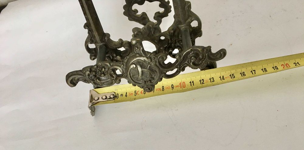 Декоративна підставка (мольберт) для тарілок, Франція