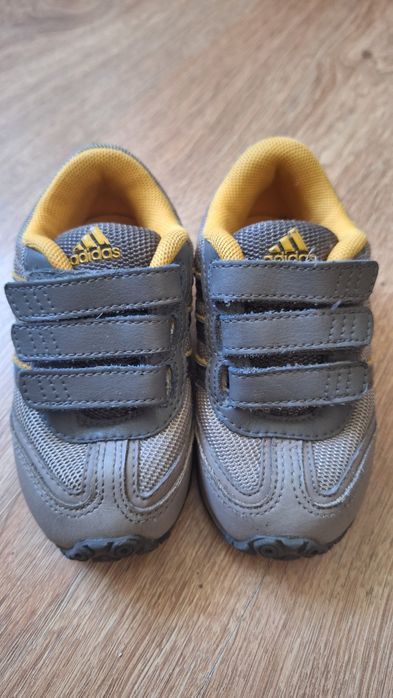 Красовки дитячі Adidas 21р