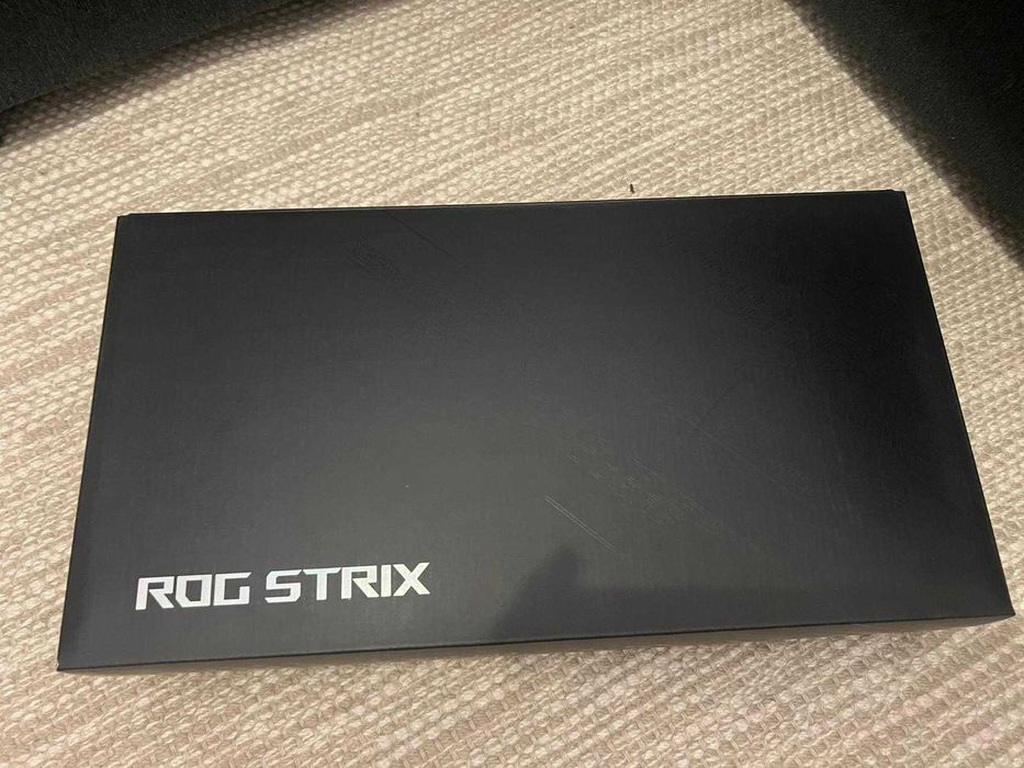 ASUS ROG Strix 4070Ti 12GB