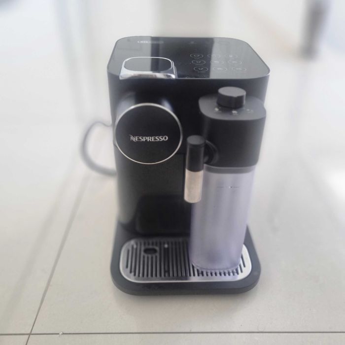 DeLonghi Gran Lattissima Sophisticated Darks