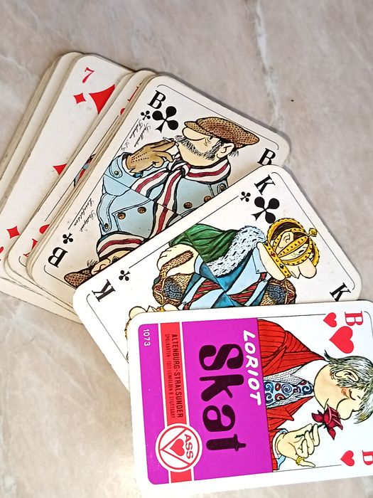 Продам игральные карты