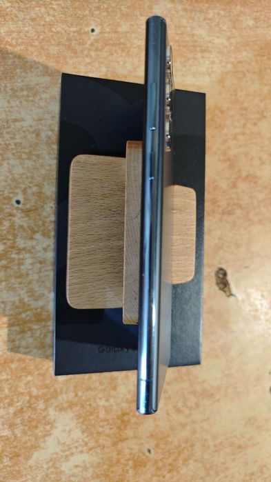 Samsung Galaxy S22 Ultra 12/256 ГБ — б/у, відмінний стан
