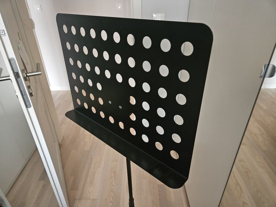 Pulpit nutowy K&M duży