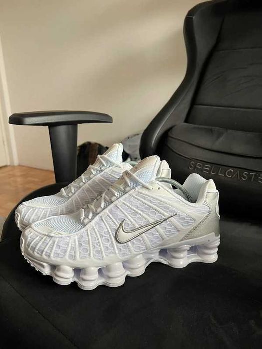 Nike Shox TL Białe buty sportowe R.40