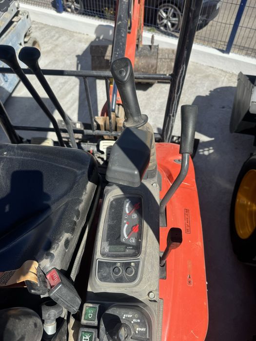 Mini escavadora Kubota U-17 (usada)