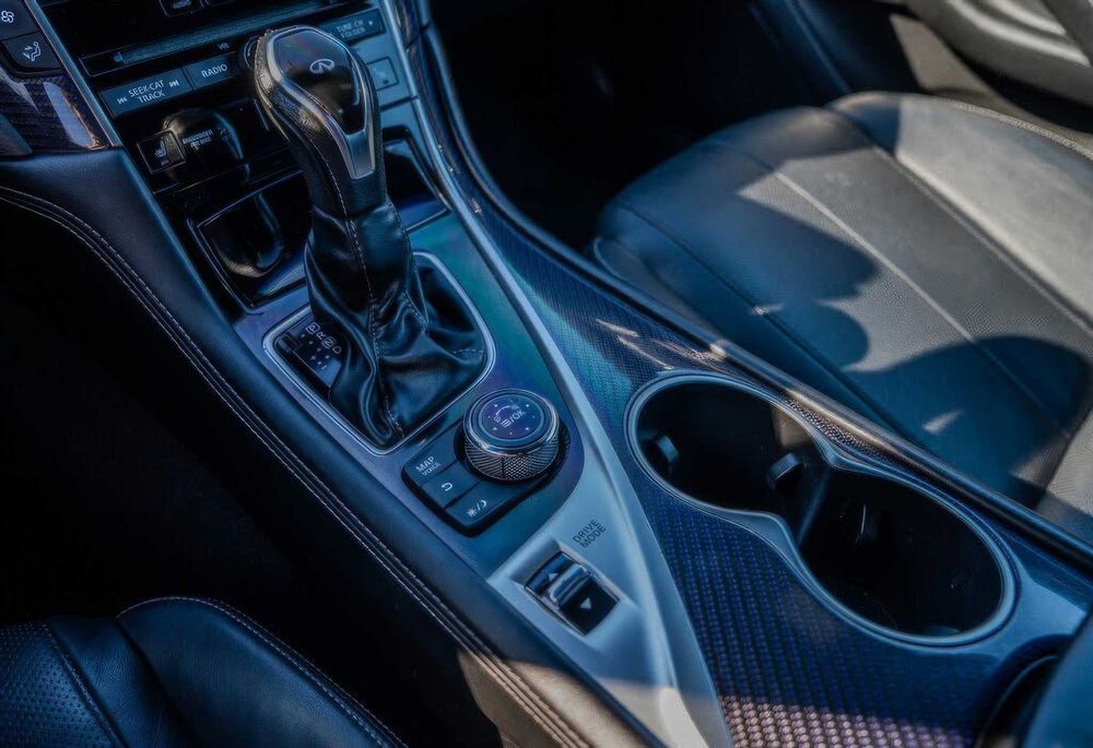 INFINITI Q60 Sport Coupe      2018