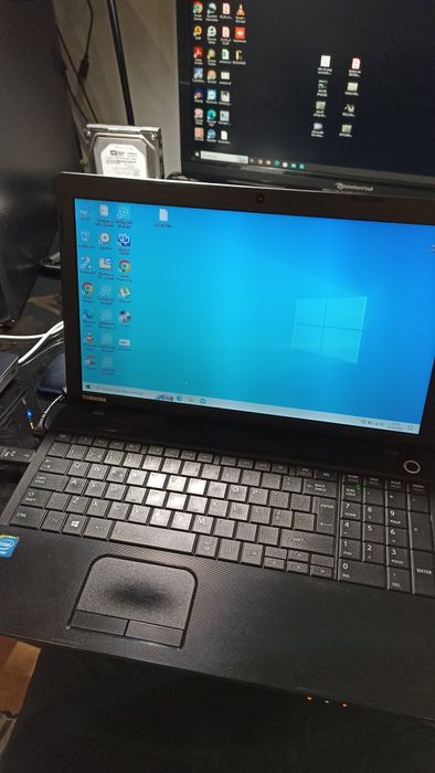 Portátil Toshiba 15,6 LED