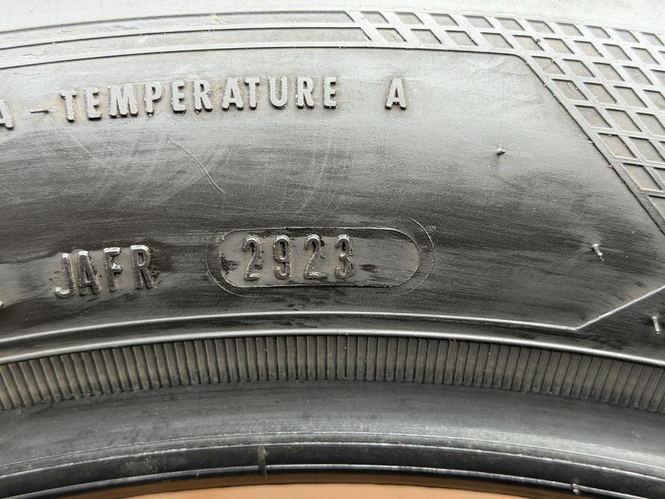 J Nowe opony lato 255/45/20 105H Goodyear Asymmetric 5 7mm 2023r. MO