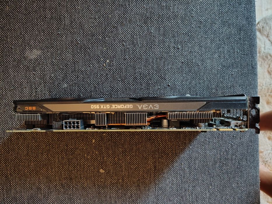 Nvidia GTX 950 EVGA 2 GB