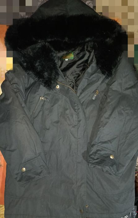 Продам Куртки б/в