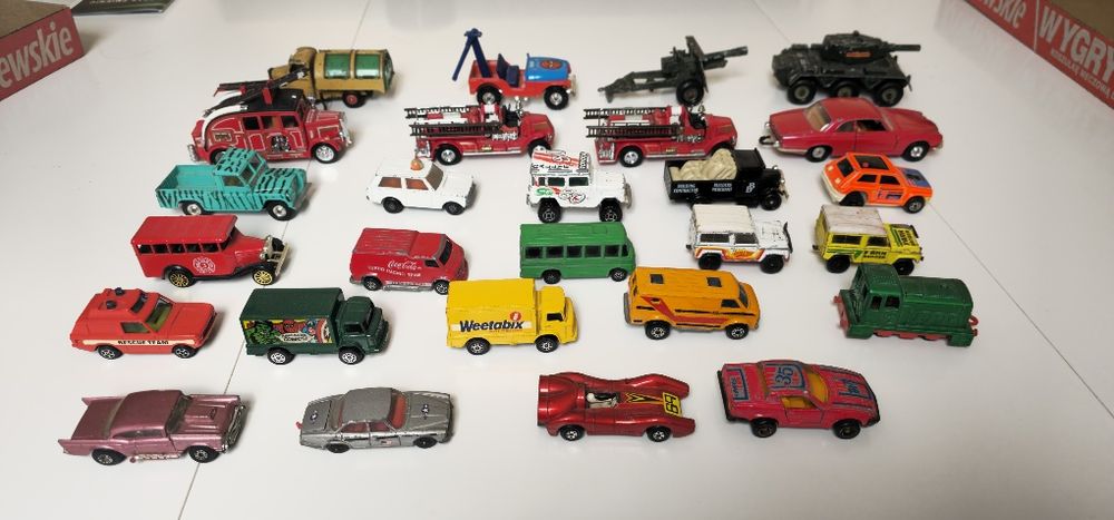 Auta Motory Matchbox Corgi Majorette Leledo itp