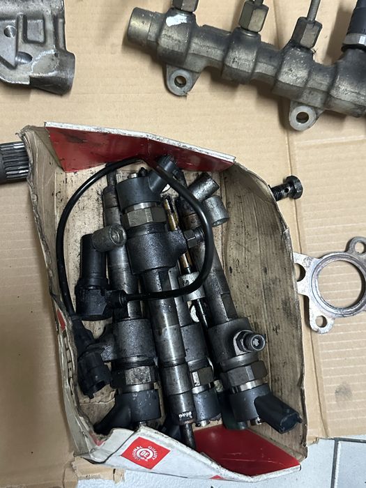 Peças de motor a venda