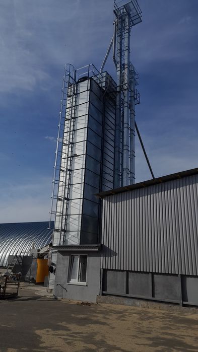 Зерносушарка для фермера на альтернативному паливі