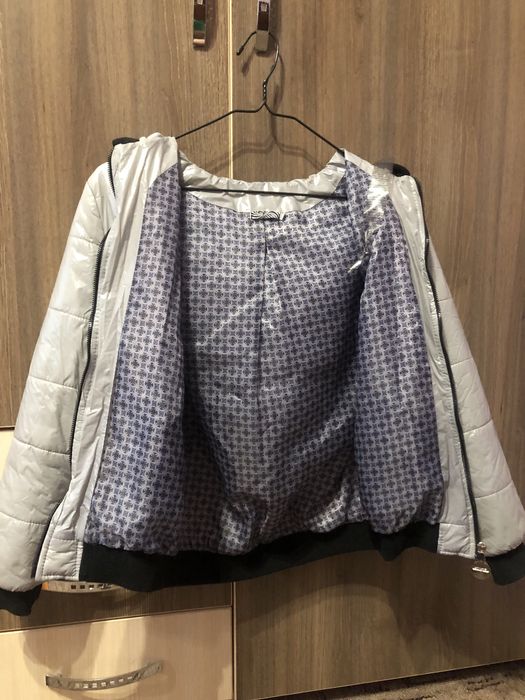 Куртка-ветровка демисезонная