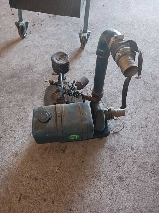 Bomba de água em bom estado