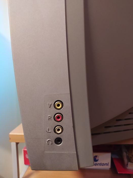Vendo TV "Mitsai"