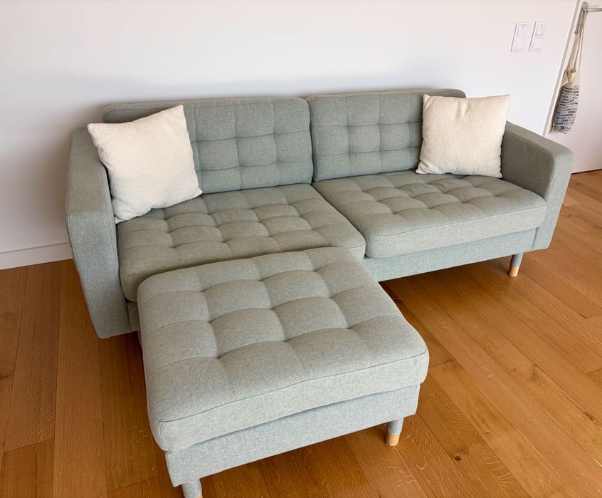 Sofá 3 lugares e Repousa-pés (Sofa & Ottoman)
