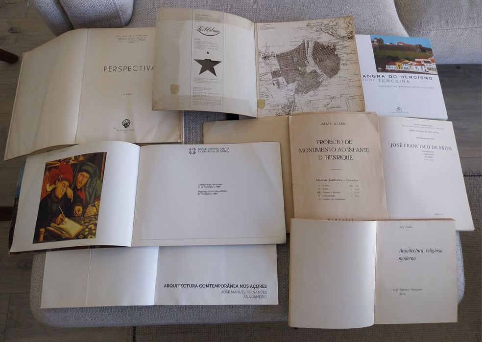 Vendo 8 livros de arquitetura