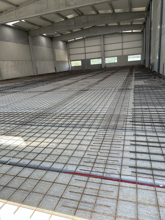 Pavilhões Industriais com 800m2 e 400m2