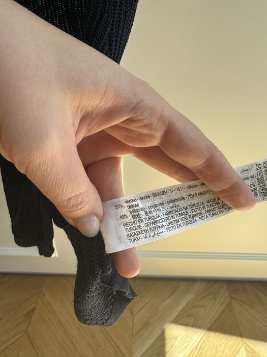 granatowy top dzianinowy zara bluzka azurowa z siateczki na lato