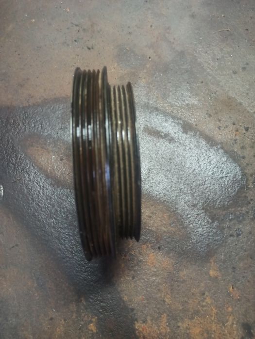 Шків Кіа карнівал