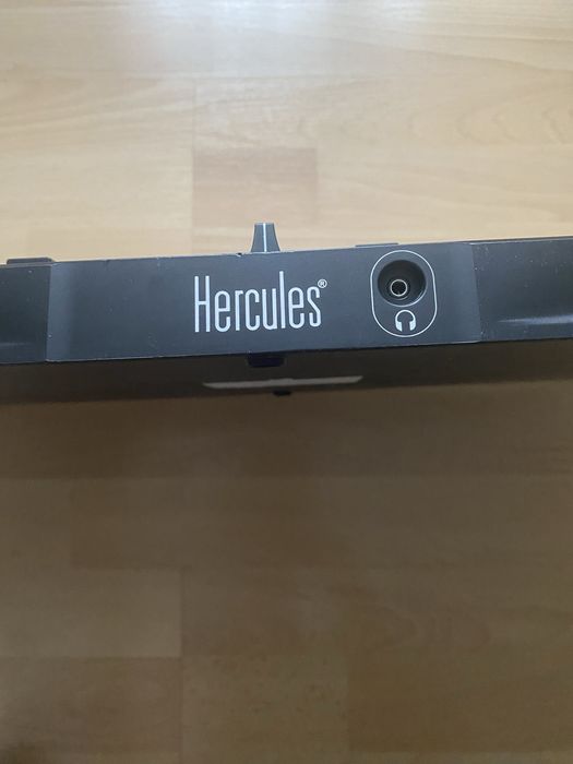 Hercules DJ Control Inpulse 300 *opis*
