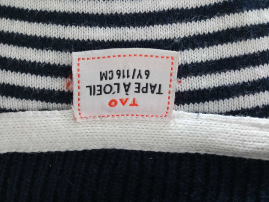 Sweter chłopięcy 116 cm