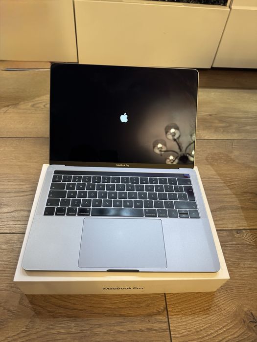 Macbook Pro 13 2019
