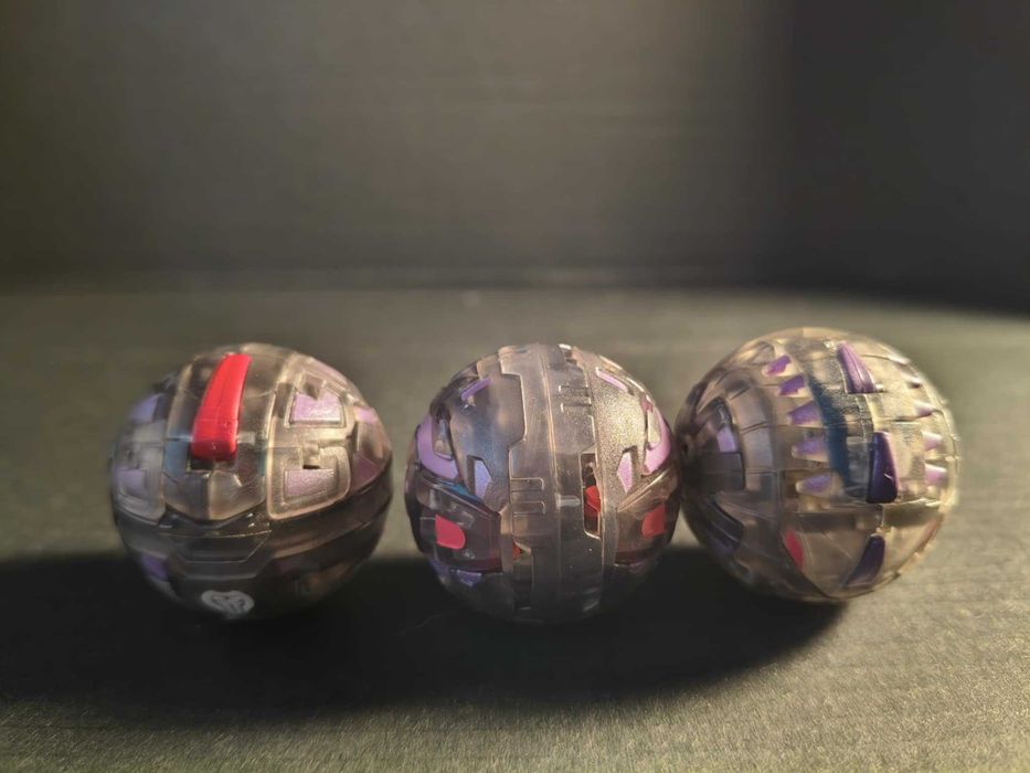 Bakugan Translucent Darkus Hydranoid Evolution Set