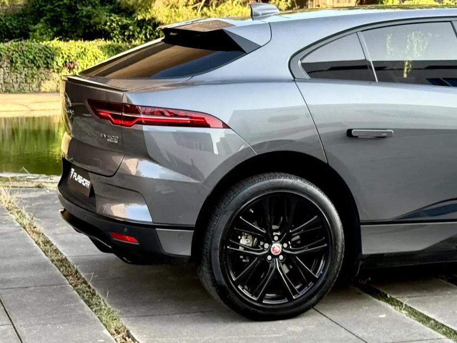 Jaguar ipace 400 cv